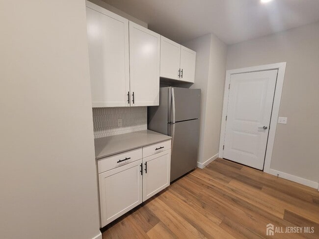 Building Photo - 520 Lasko Ln