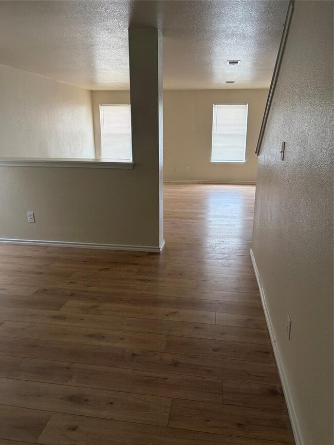 Building Photo - 11805 Stoney Meadow Dr
