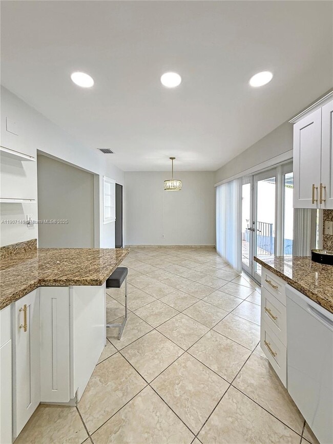 Building Photo - 6936 Holly Rd