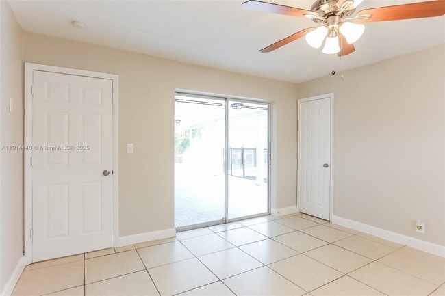 Building Photo - 3391 NW 42nd St