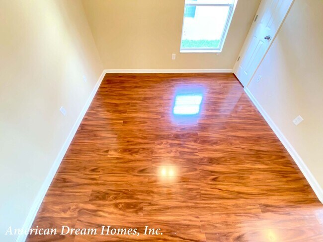 Building Photo - 10973 Willow Ridge Loop