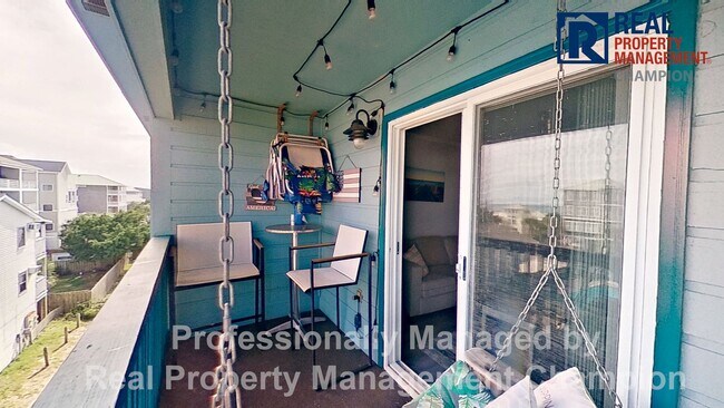 Building Photo - Year Round Fully Furnished Ocean View Condo on Carolina Beach