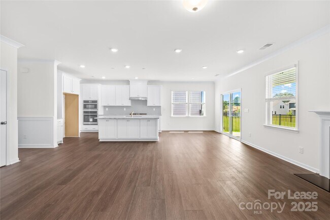 Building Photo - 9008 Catboat St