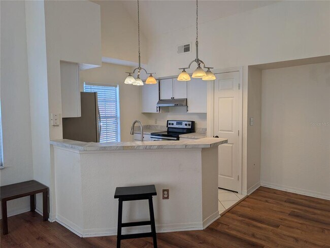 Building Photo - 10536 Windsor Lake Ct