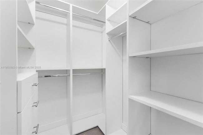 Building Photo - 4925 Collins Ave