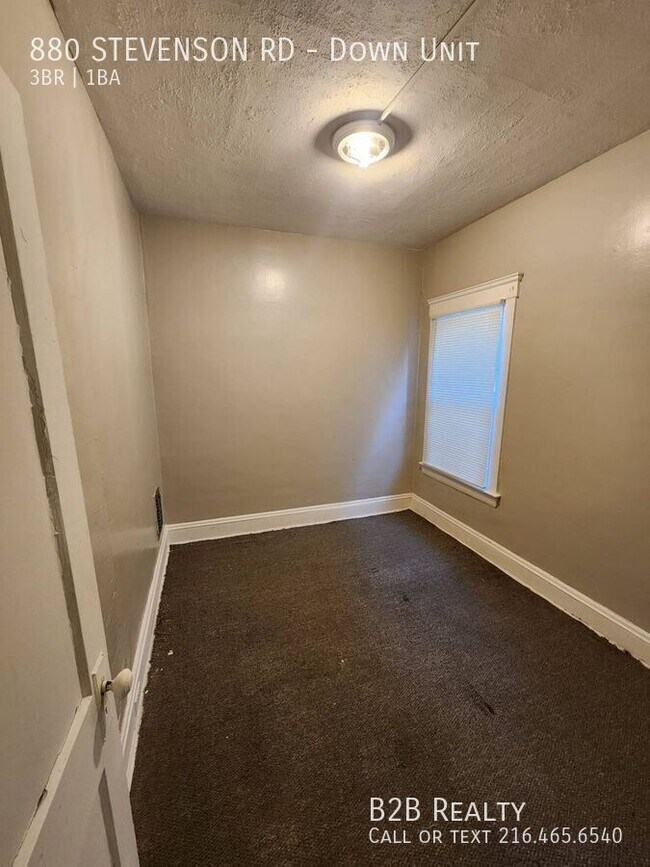 Building Photo - 880 Stevenson Rd