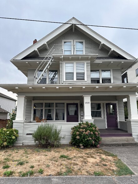 Primary Photo - 2515 SE 23rd Ave