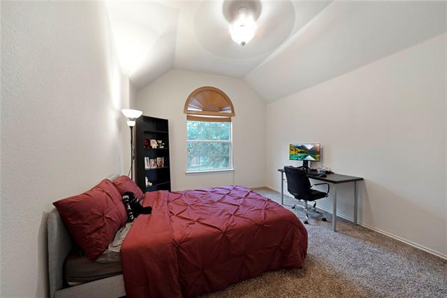 Building Photo - 9204 Sterling Gate Dr