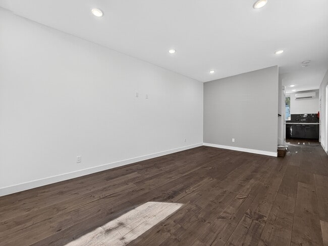 Building Photo - 809 NW 52nd St