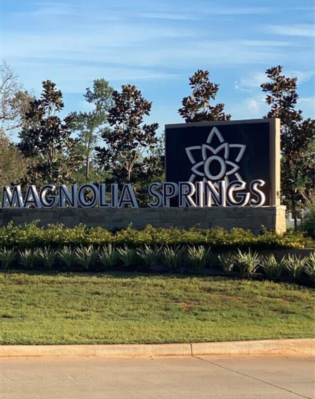 Building Photo - 25202 Pomegranate Pl