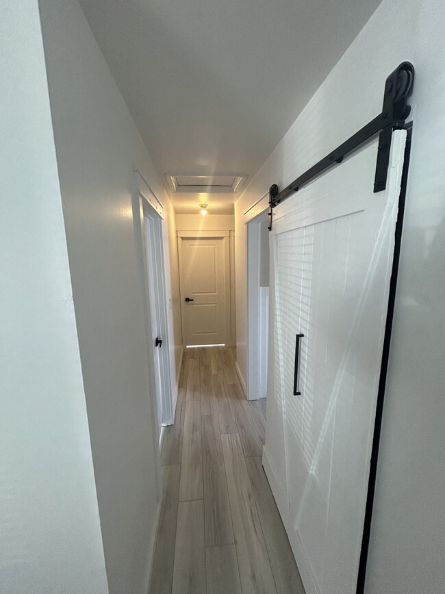 Building Photo - 2132 McCartney Rd