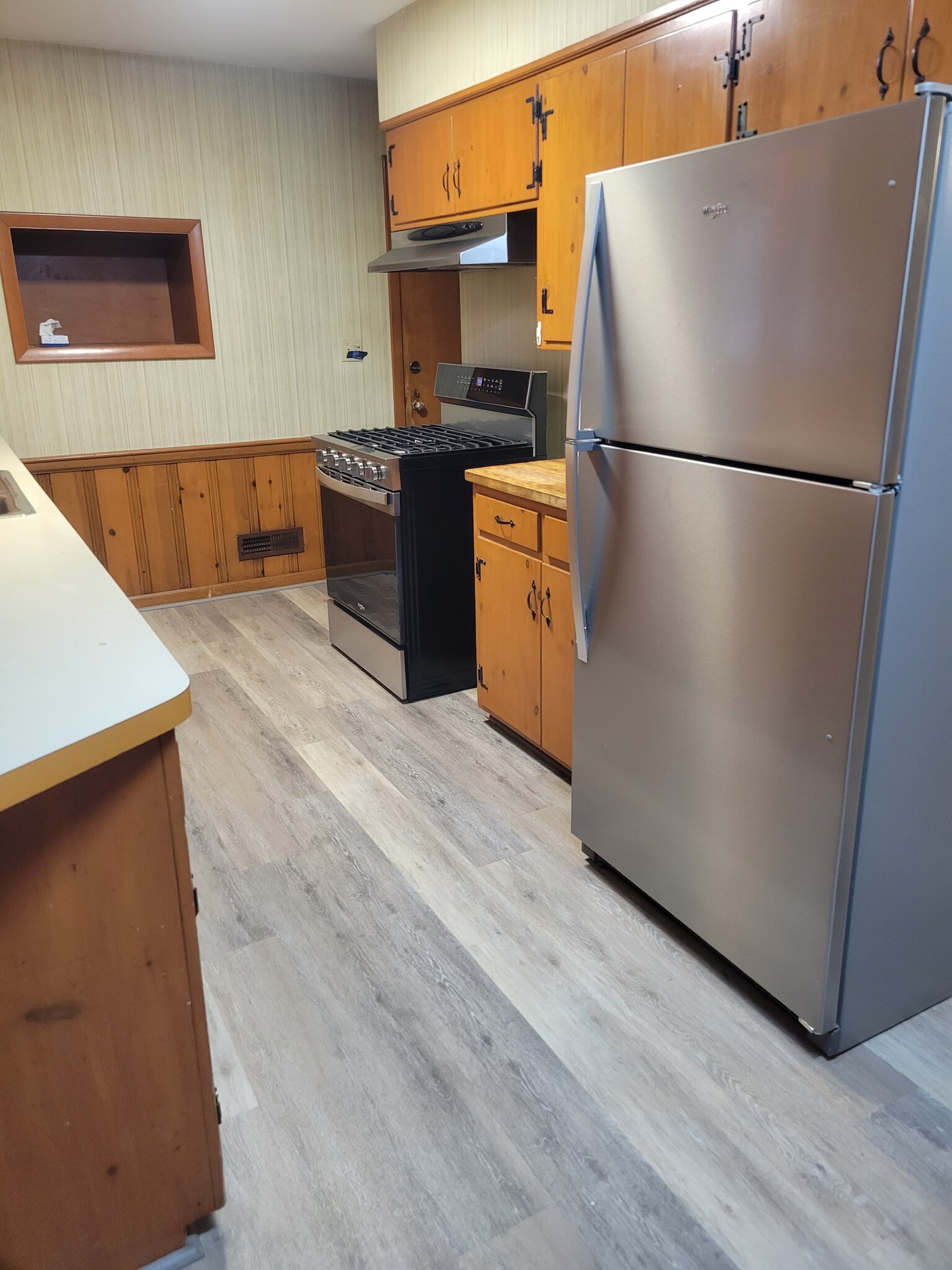 Building Photo - 2123 Eileen Rd