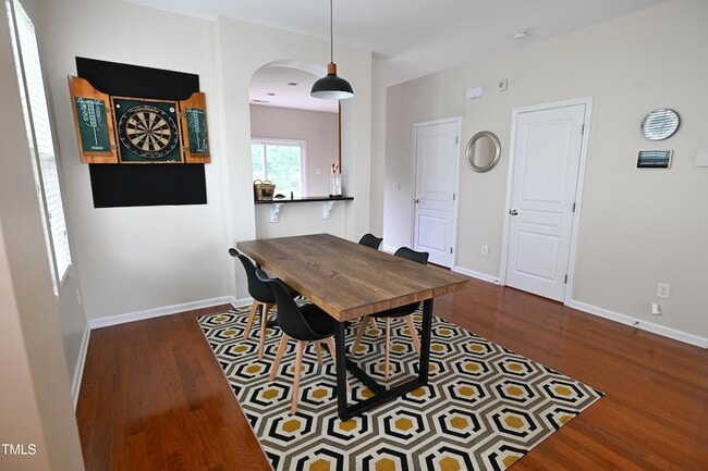 Building Photo - 700 Cupola Dr