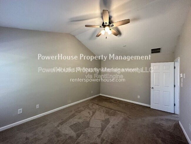 Building Photo - 2403 Walnut Tree Ln