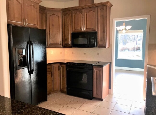 Building Photo - Lovely Modern Westside Home