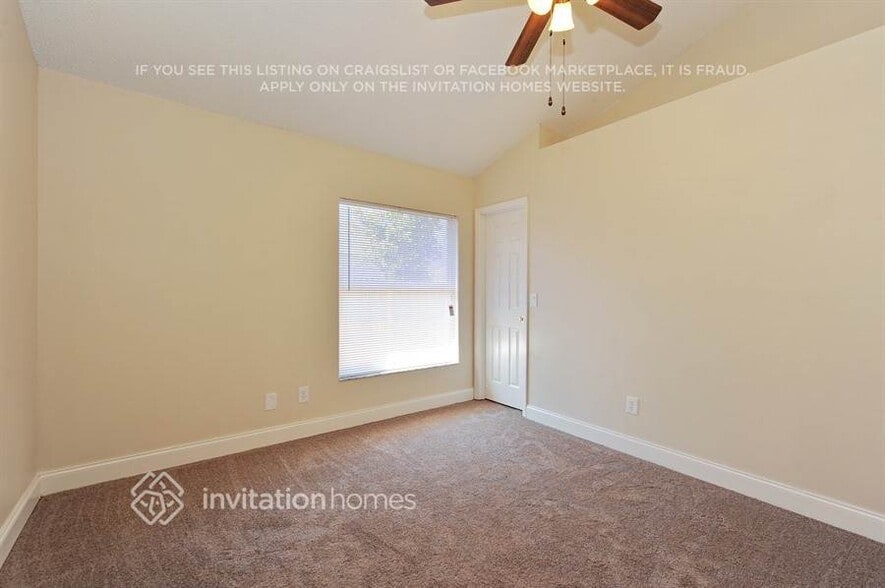 Building Photo - 8901 Eastman Dr