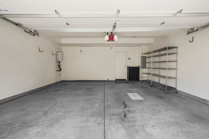 Building Photo - 11234 Paseo del Cielo