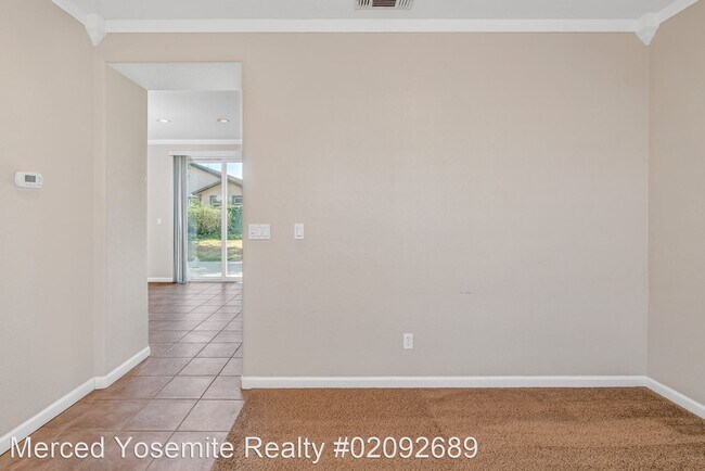 Building Photo - 4 br, 3 bath House - 490 Barclay Way