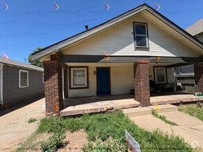 Building Photo - Now Leasing! Shotgun-Style 2 Bed | 1 Bath ...