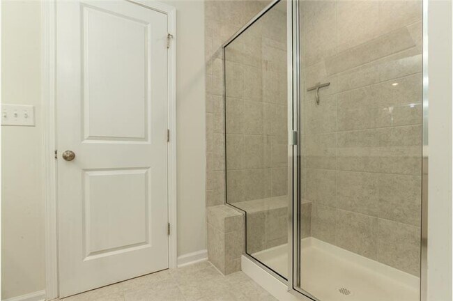 Building Photo - 5700 Redgum Dr