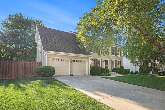 Building Photo - 4 Bed Home Premium Fixtures