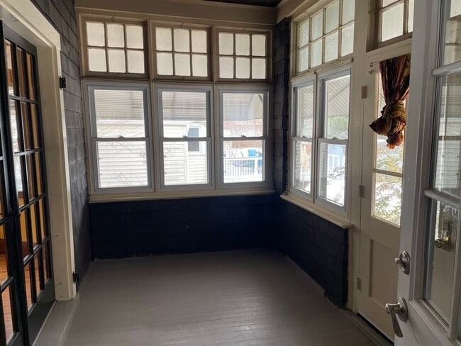 Building Photo - Lauraville 4-Bedroom, 2-Bathroom American Foursquare Home with Beautiful Outdoor Space