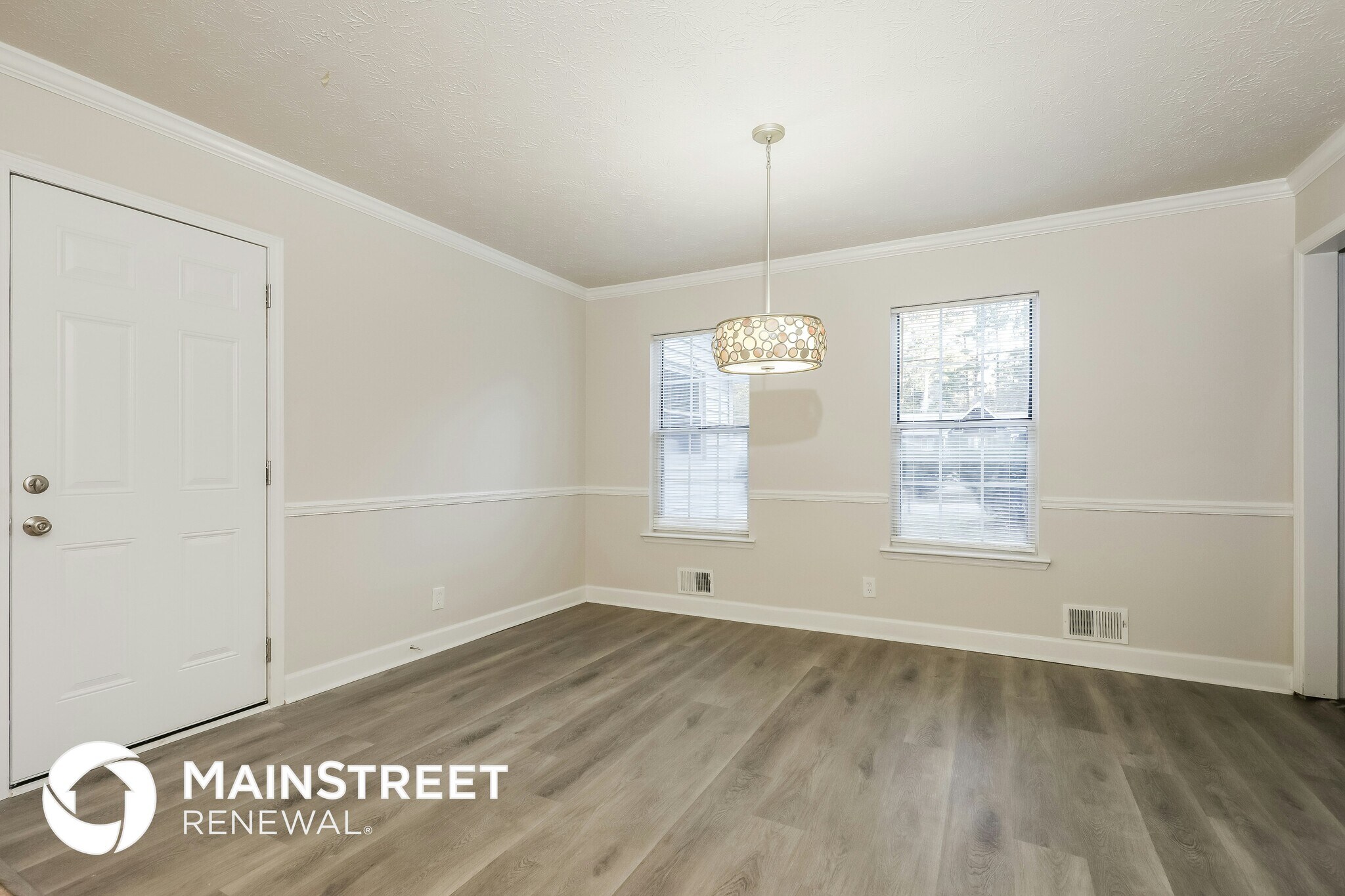 Building Photo - 2149 Logan Dr