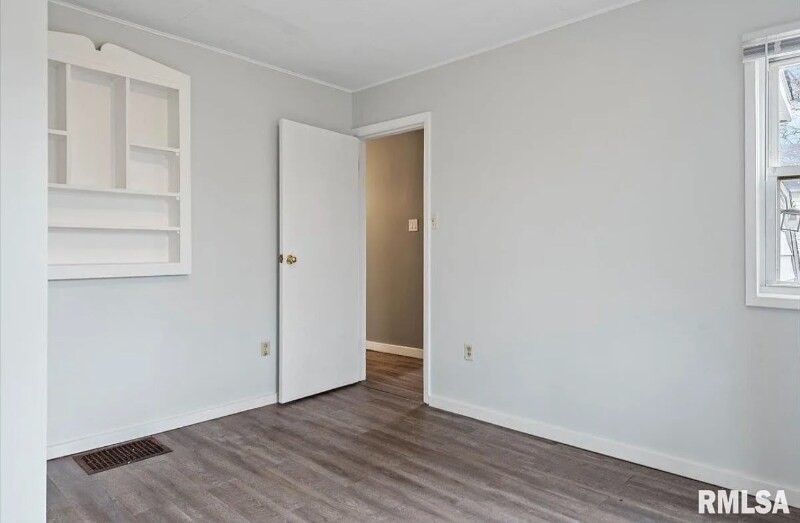 Building Photo - 1127 N 6th St