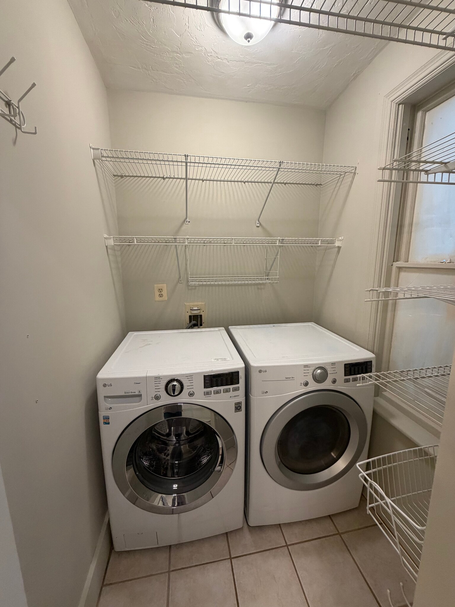 In-Unit Washer & Dryer - 24 Lee St