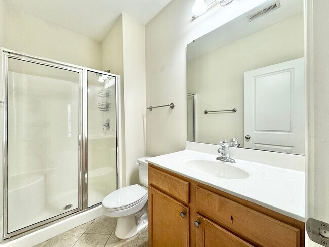 Building Photo - 108 Sunset Cir