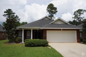 Building Photo - Walking Distance to Gulf Shores School!