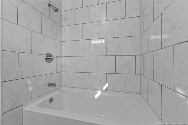 Building Photo - 1913 Corrinna St