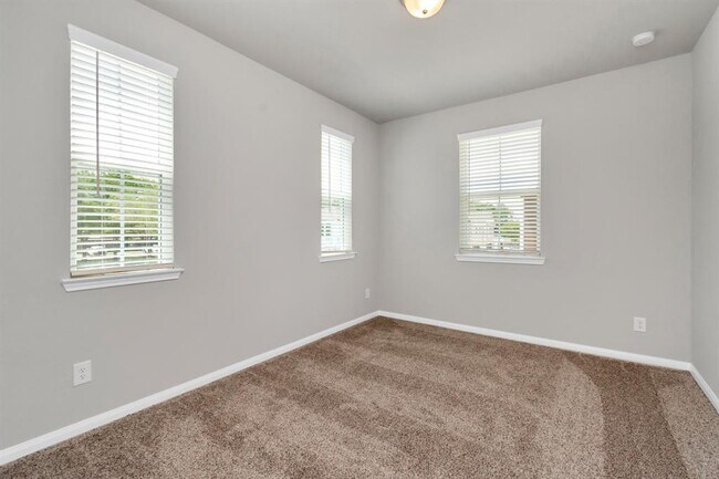 Building Photo - 1510 Parkland Oak Dr