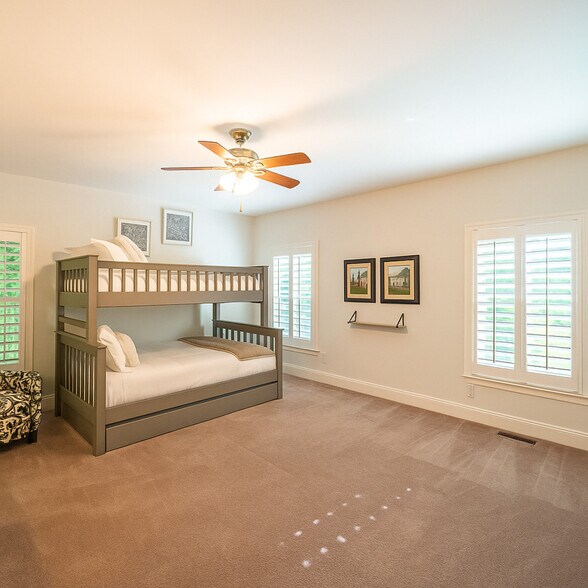 Building Photo - 3115 High Ridge Rd