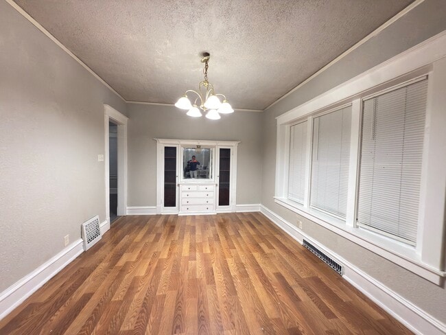 Building Photo - 1511 Indiana Ave