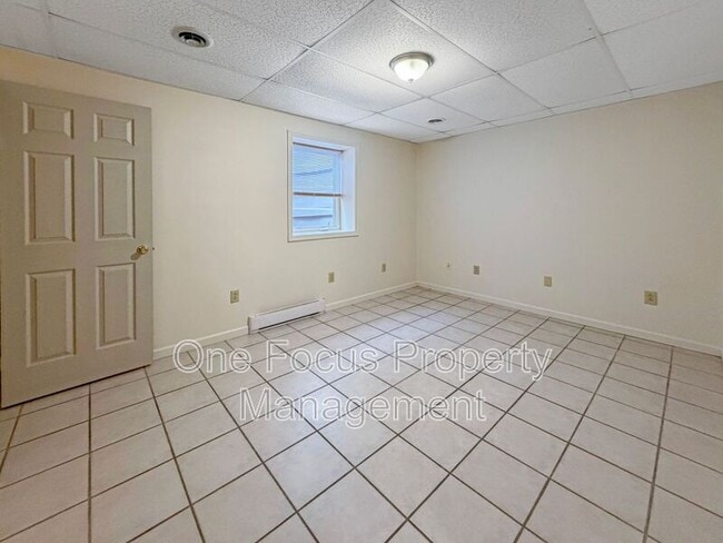 Building Photo - 212 Third Avenue