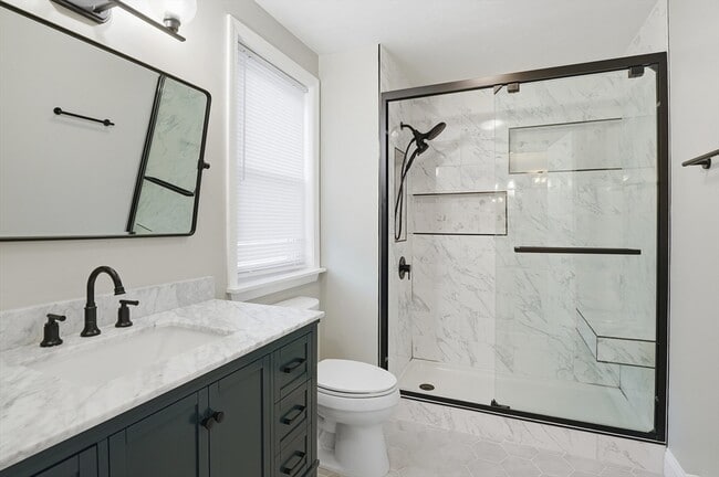 Building Photo - 42 Catalpa Cir