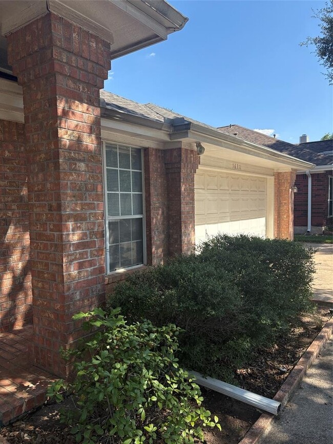 Building Photo - 16311 Rockgate Dr