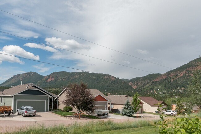 Building Photo - 56 Vale Cir