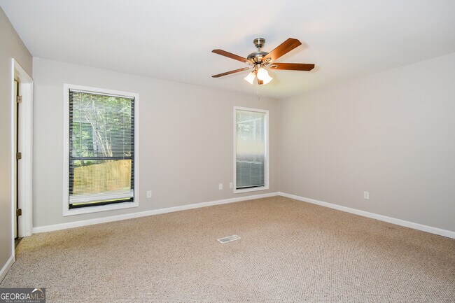 Building Photo - 3970 Cripple Creek Dr