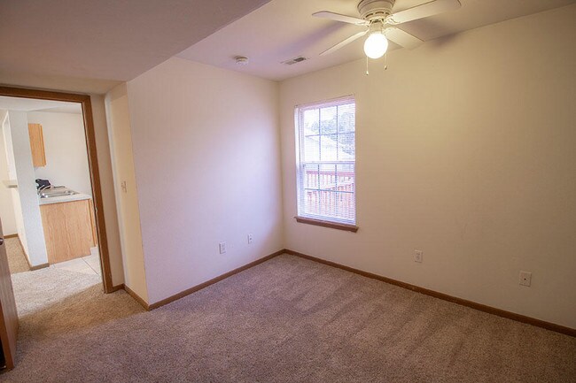 Building Photo - 1426 Greensboro Dr