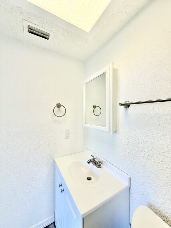 Building Photo - 5707 Quist Dr