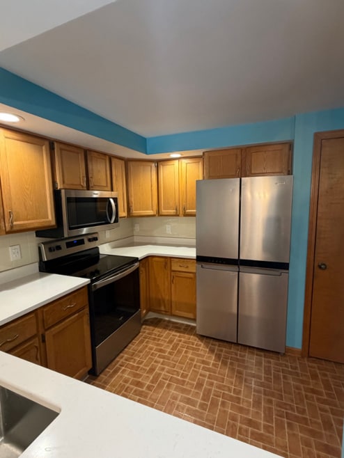 Building Photo - 142 Northwood Dr