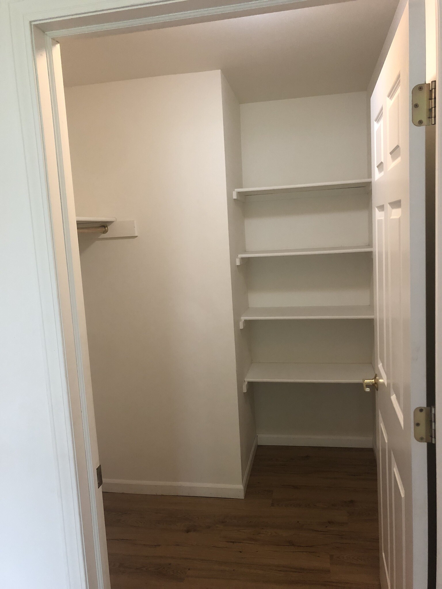 Walk in closet - 632 Westwynd Ct