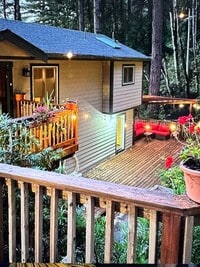 Building Photo - 14750 Skyline Blvd