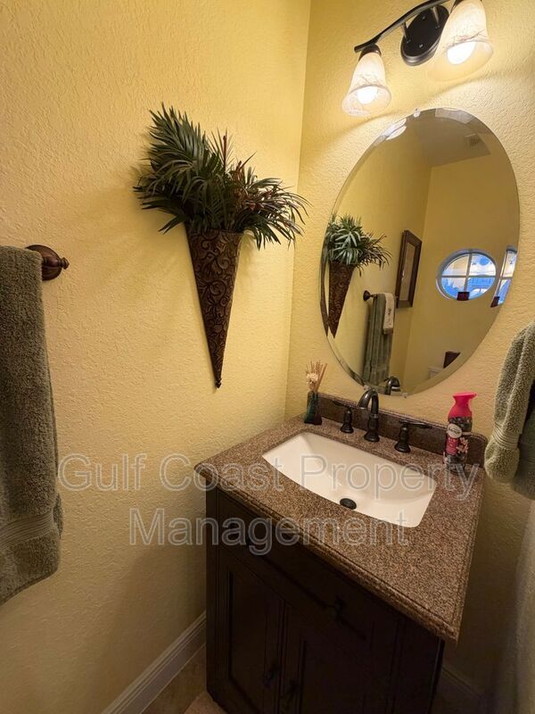 Building Photo - 17560 Brickstone Loop
