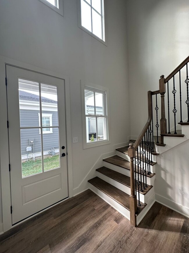 Building Photo - Brand New Norton Commons Condo!