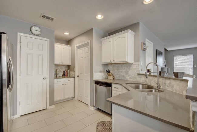 Building Photo - 5500 Steven Creek Way