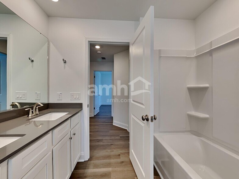 Building Photo - 175 Anthurium Dr