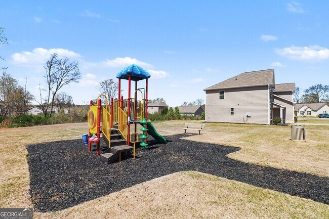 Building Photo - 100 McGinnis Cir